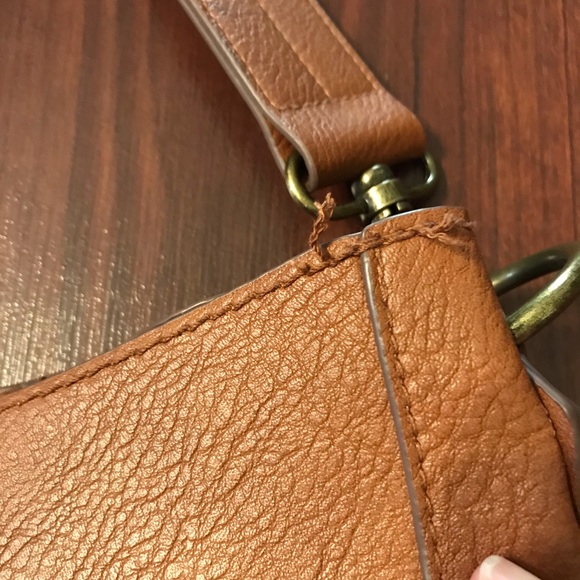 Universal Thread Bag - Picture 3 of 16